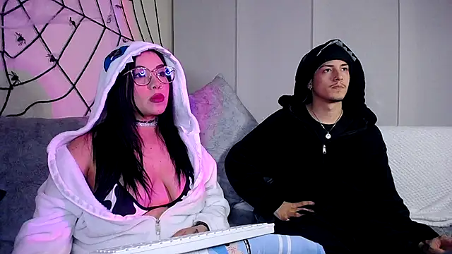  PandoyParker  online show from October 14, 2:56 am