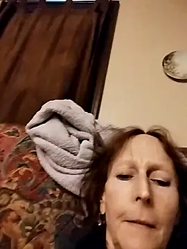 Snapshot of Lovelylady1234 chatting on October 25, 9:42 pm Lovelylady1234 online show from October 25, 9:42 pm