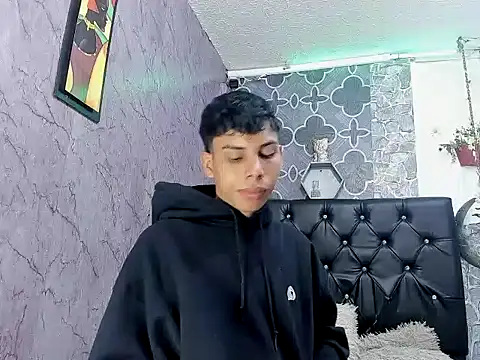 sexyboys cutex18 online show from March 18, 11:30 pm