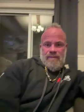 Muscledick40 online show from March 4, 6:19 am