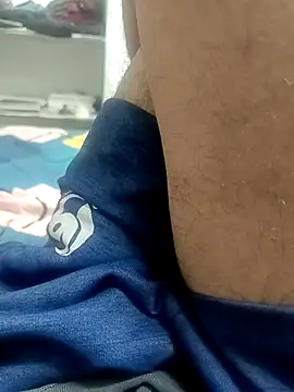 Snapshot of pn12345 chatting on October 26, 6:19 am pn12345 online show from October 26, 6:19 am