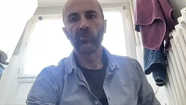 slave44nantes online show from October 13, 12:49 pm