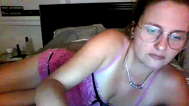 xcrazzycat online show from October 16, 8:32 pm