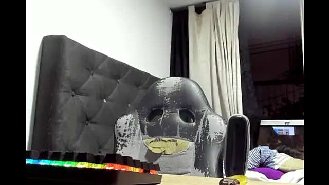 coolfriki online show from April 5, 4:20 am