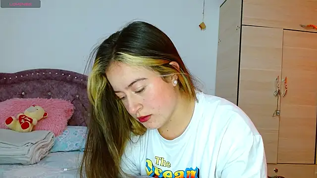 Hanssel tess online show from October 22, 5:02 pm