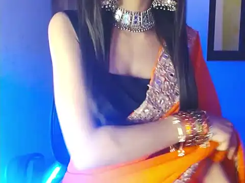 Snapshot of Roiseeee chatting on February 14, 5:26 am Roiseeee online show from February 14, 5:26 am