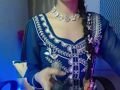 Roiseeee online show from March 14, 5:13 am