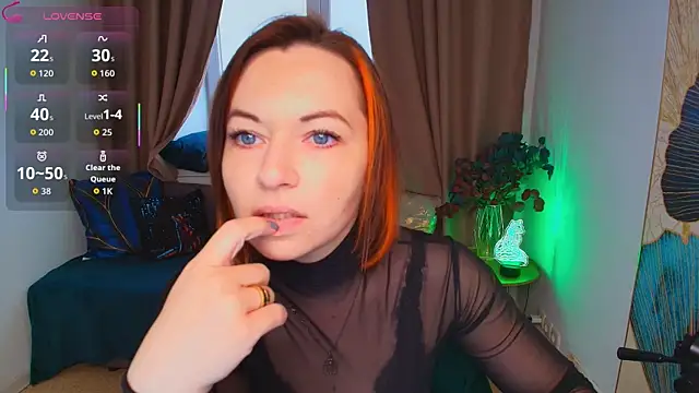 Serena Foxxx online show from May 13, 2:20 am