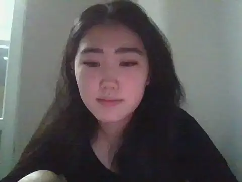 Snapshot of Zorivale chatting on February 11, 8:25 pm Zorivale online show from February 11, 8:25 pm