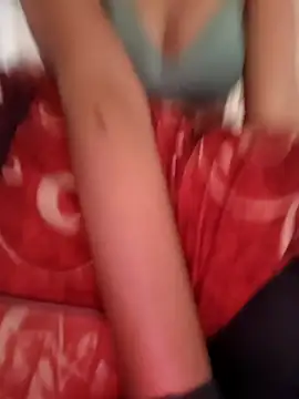 anshika0124 online show from October 7, 9:06 am