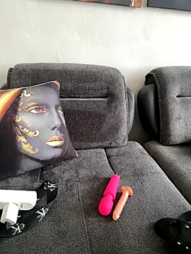 Snapshot of Teengirlmiaa chatting on November 1, 10:39 am Teengirlmiaa online show from November 1, 10:39 am