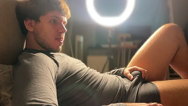 mynameischris online show from November 3, 7:53 am