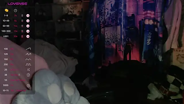 Dreamy Red Girl online show from October 12, 5:56 pm