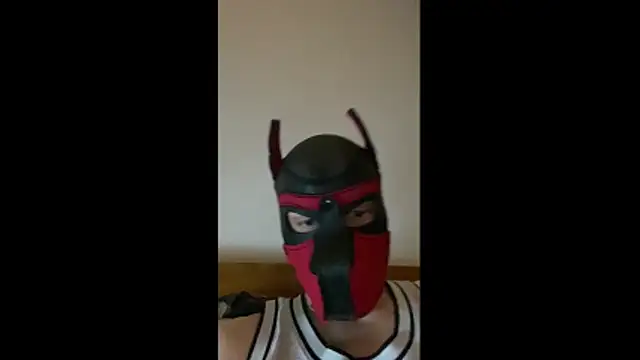 MolleDolle online show from February 2, 7:12 pm