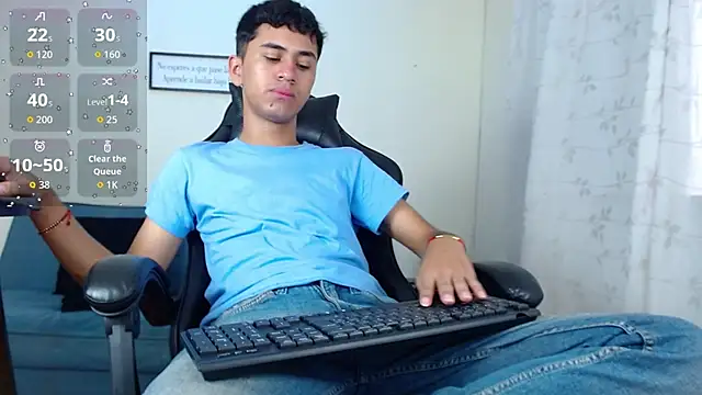 Alancum7 online show from March 5, 12:45 pm