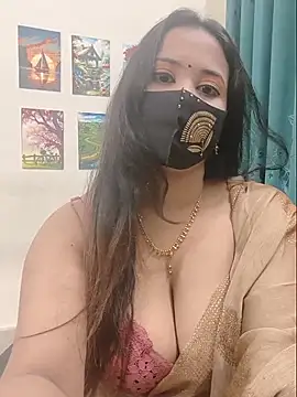 Snapshot of Beauty_Queen_Soniya chatting on July 8, 1:10 am Beauty Queen Soniya online show from July 8, 1:10 am