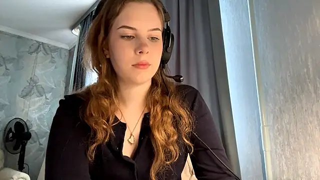 Leyla Luna online show from October 12, 10:36 am