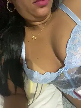 Brunamorenago online show from May 8, 1:27 pm