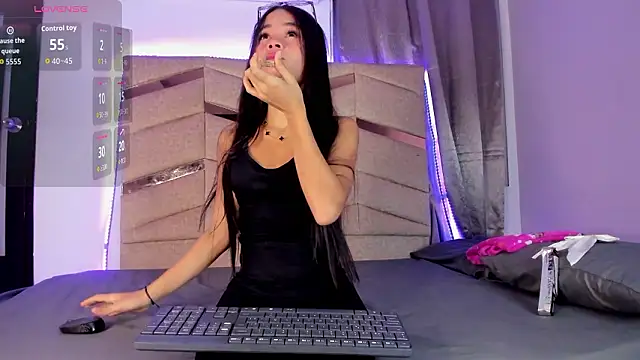 Isis Blaze online show from February 15, 3:36 am