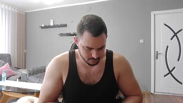 Snapshot of mastermute chatting on February 2, 6:56 am mastermute online show from February 2, 6:56 am