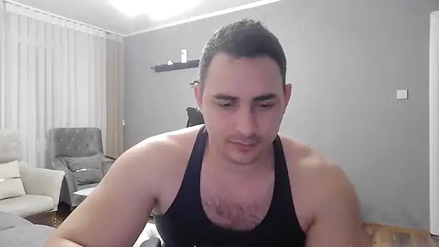 Snapshot of mastermute chatting on February 5, 4:33 pm mastermute online show from February 5, 4:33 pm