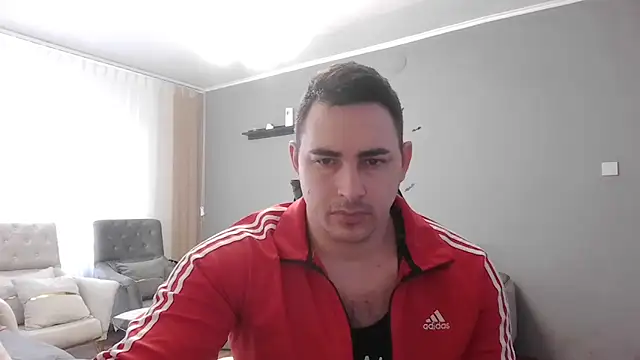 Snapshot of mastermute chatting on February 6, 7:02 am mastermute online show from February 6, 7:02 am