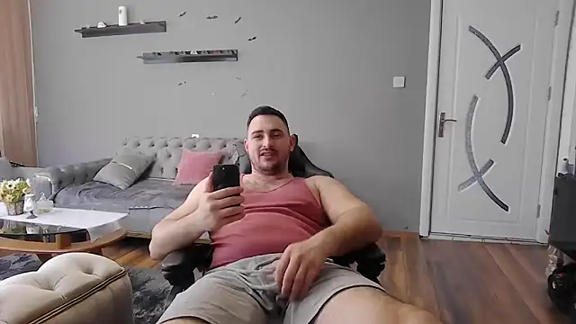 Snapshot of mastermute chatting on February 23, 10:23 am mastermute online show from February 23, 10:23 am