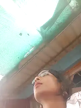 Snapshot of slavquin chatting on March 12, 6:41 am slavquin online show from March 12, 6:41 am