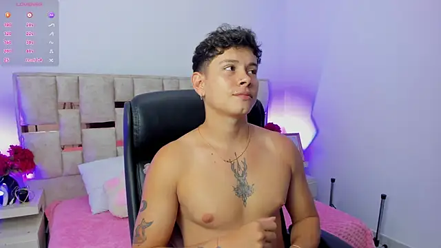 Snapshot of Daniel_Suarez18 chatting on October 12, 9:36 pm Daniel Suarez18 online show from October 12, 9:36 pm