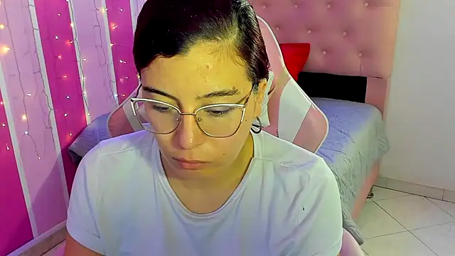 allison mc online show from November 8, 3:50 am