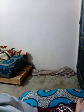 latarak321 online show from October 30, 7:25 pm