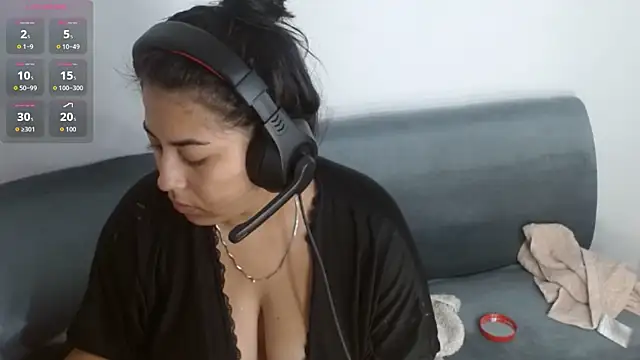 Snapshot of mariam_ferrer chatting on October 14, 4:57 am mariam ferrer online show from October 14, 4:57 am