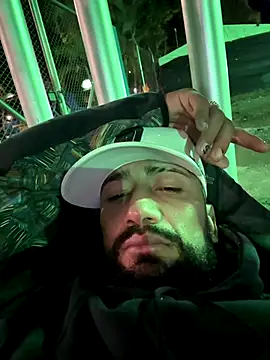 Snapshot of Santiago_hot19 chatting on October 31, 7:09 am Santiago hot19 online show from October 31, 7:09 am