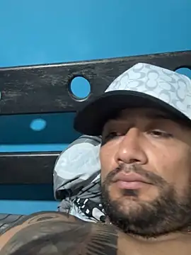 Snapshot of Santiago_hot19 chatting on March 4, 7:09 pm Santiago hot19 online show from March 4, 7:09 pm