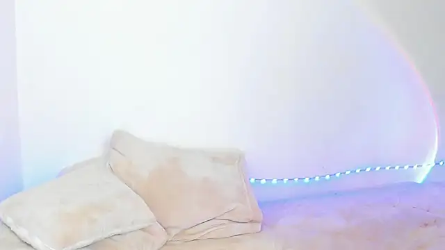 Lilith salvatoree online show from April 5, 2:09 am