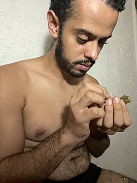 gabs011 online show from April 13, 2:33 pm