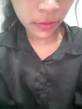 Snapshot of Mahi677 chatting on February 25, 4:44 am Mahi677 online show from February 25, 4:44 am