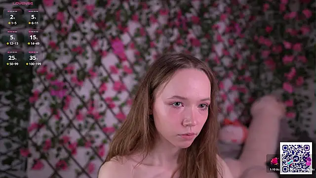 Petite Polly online show from November 18, 6:12 pm