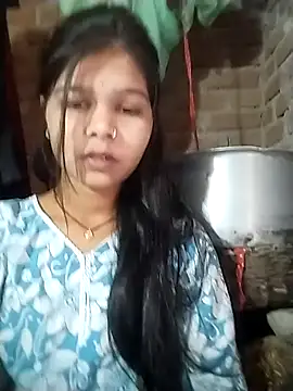 Snapshot of Gb_sunena chatting on November 7, 6:24 am Gb sunena online show from November 7, 6:24 am