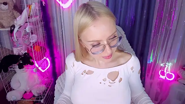 CeaneLino online show from March 21, 6:11 pm