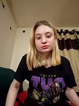 Snapshot of cinnamon-xx chatting on April 24, 10:45 pm cinnamon-xx online show from April 24, 10:45 pm