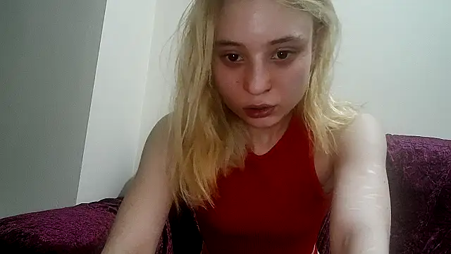 Snapshot of cinnamon-xx chatting on May 4, 10:28 pm cinnamon-xx online show from May 4, 10:28 pm