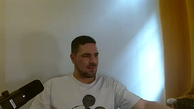 chibrax918 online show from December 18, 11:05 am