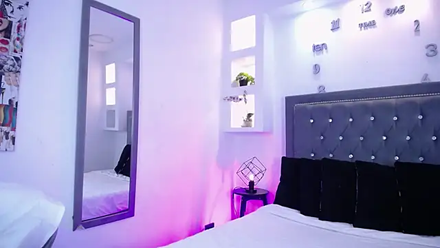 Emo Boy  online show from January 18, 8:23 pm