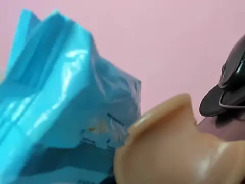 Snapshot of karlota_diva chatting on February 23, 12:46 pm karlota diva online show from February 23, 12:46 pm