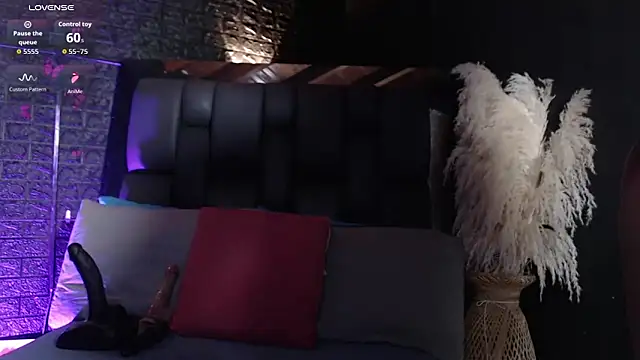 Snapshot of Assia_Roos chatting on May 26, 10:11 am Assia Roos online show from May 26, 10:11 am