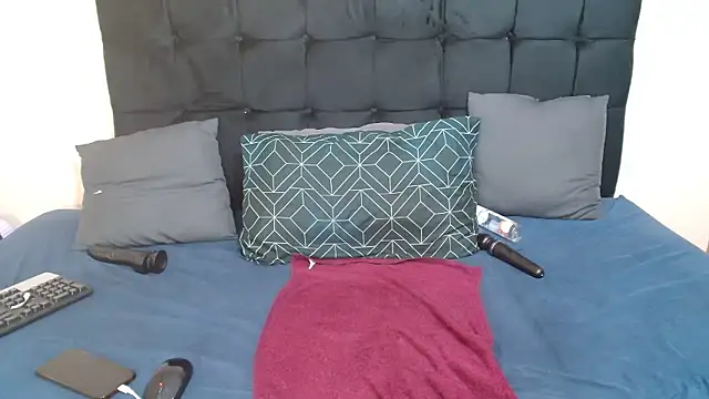 CaramelBootty online show from January 16, 4:44 pm