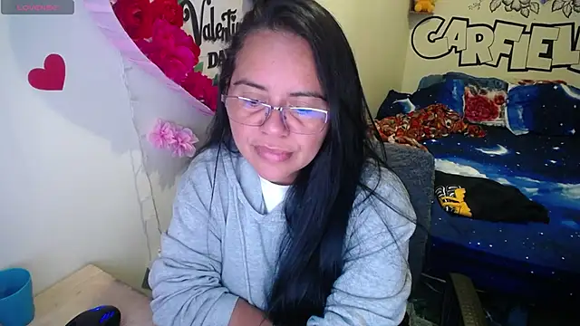 Miss  kendra  online show from April 14, 11:16 am