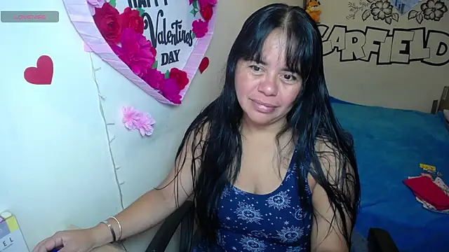 Snapshot of Miss__kendra_ chatting on May 16, 12:48 pm Miss kendra online show from May 16, 12:48 pm