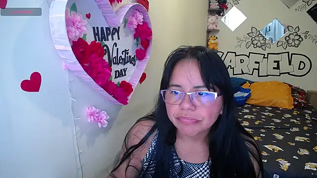 Snapshot of Miss__kendra_ chatting on May 19, 1:06 pm Miss kendra online show from May 19, 1:06 pm